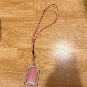 F63274 Coach ID Holder Khaki/Blush (Pre-Loved)